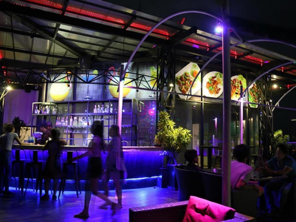 Yeak Loam Hotel Banlung Exterior photo