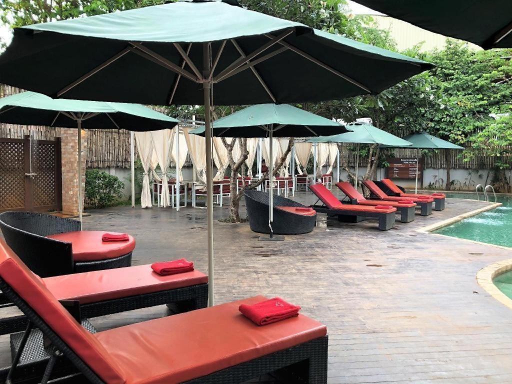 Yeak Loam Hotel Banlung Exterior photo