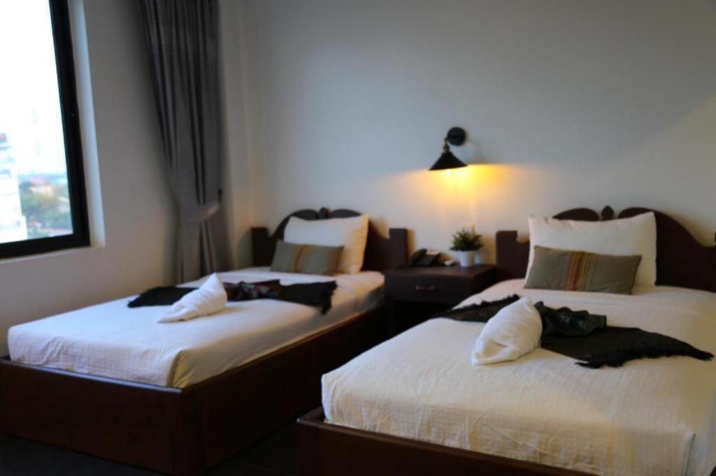 Yeak Loam Hotel Banlung Exterior photo