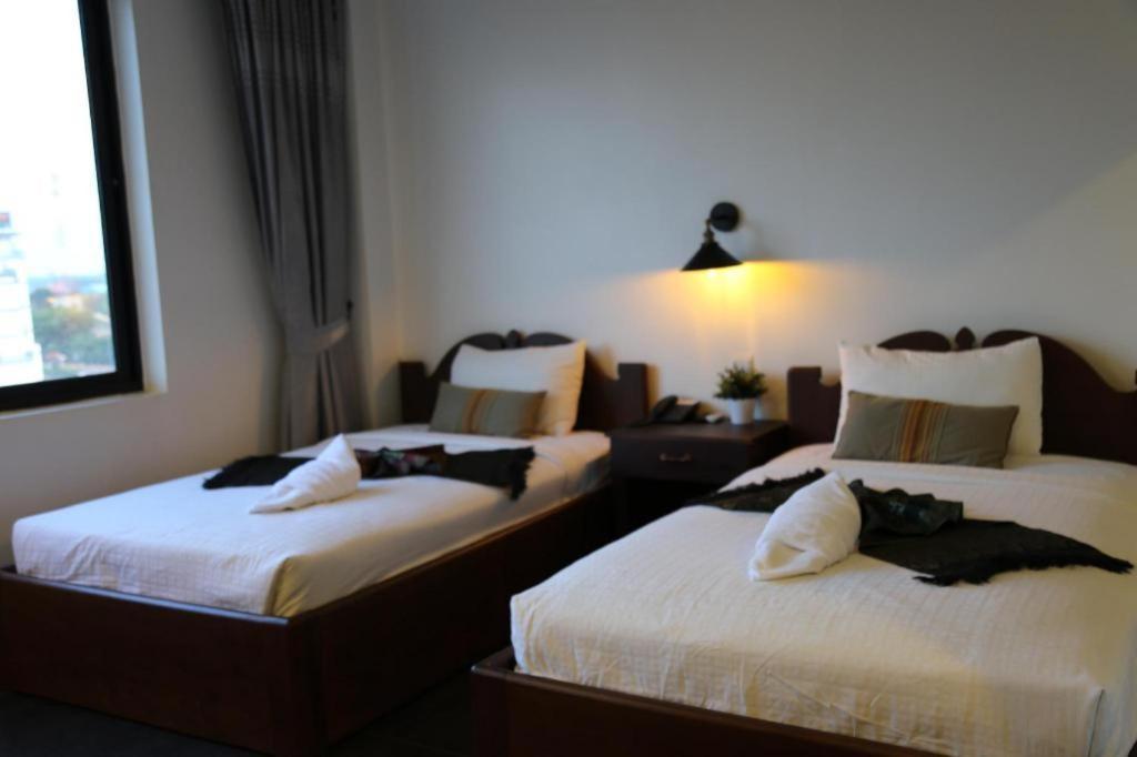 Yeak Loam Hotel Banlung Exterior photo