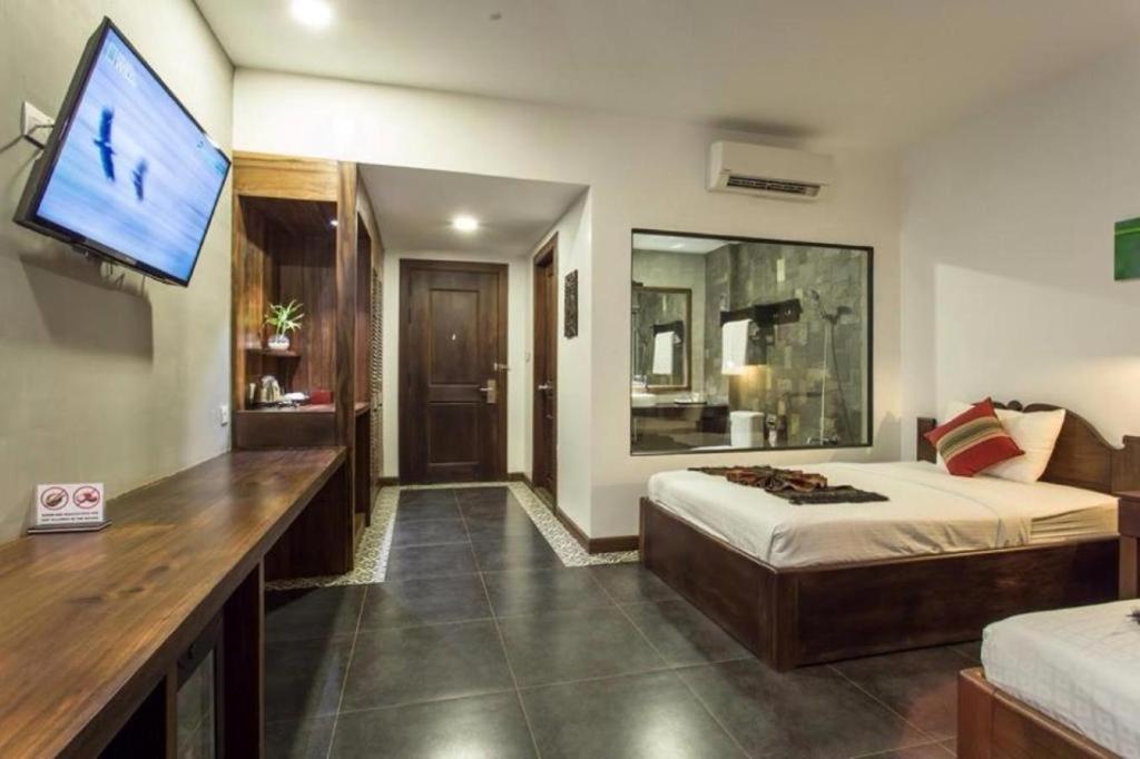 Yeak Loam Hotel Banlung Exterior photo